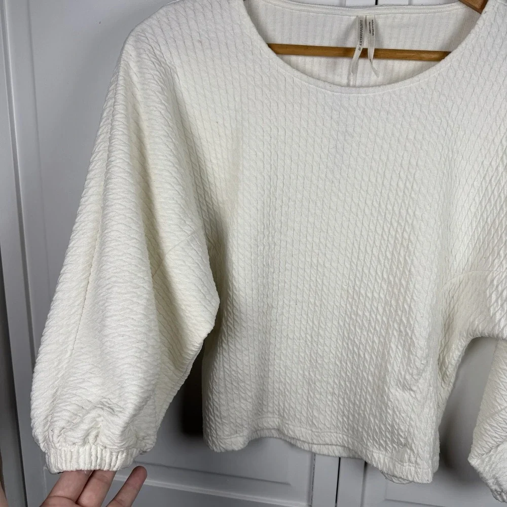 Anthropologie‎ Blouse Arya XS Cream Textured Top Balloon Puff Sleeves Popover